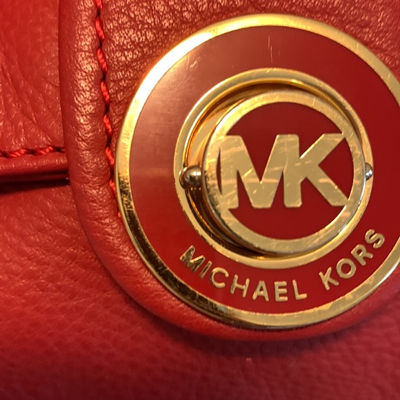 Red Michael Kors Pebbled Hobo bag with gold accents - Picture 10 of 10